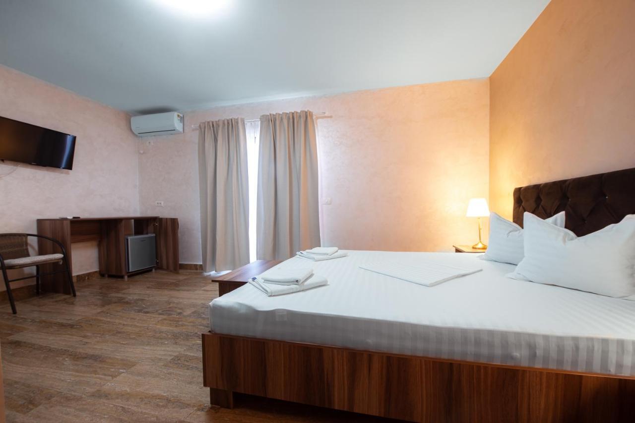 La Dudu Hotell Vama Veche Eksteriør bilde