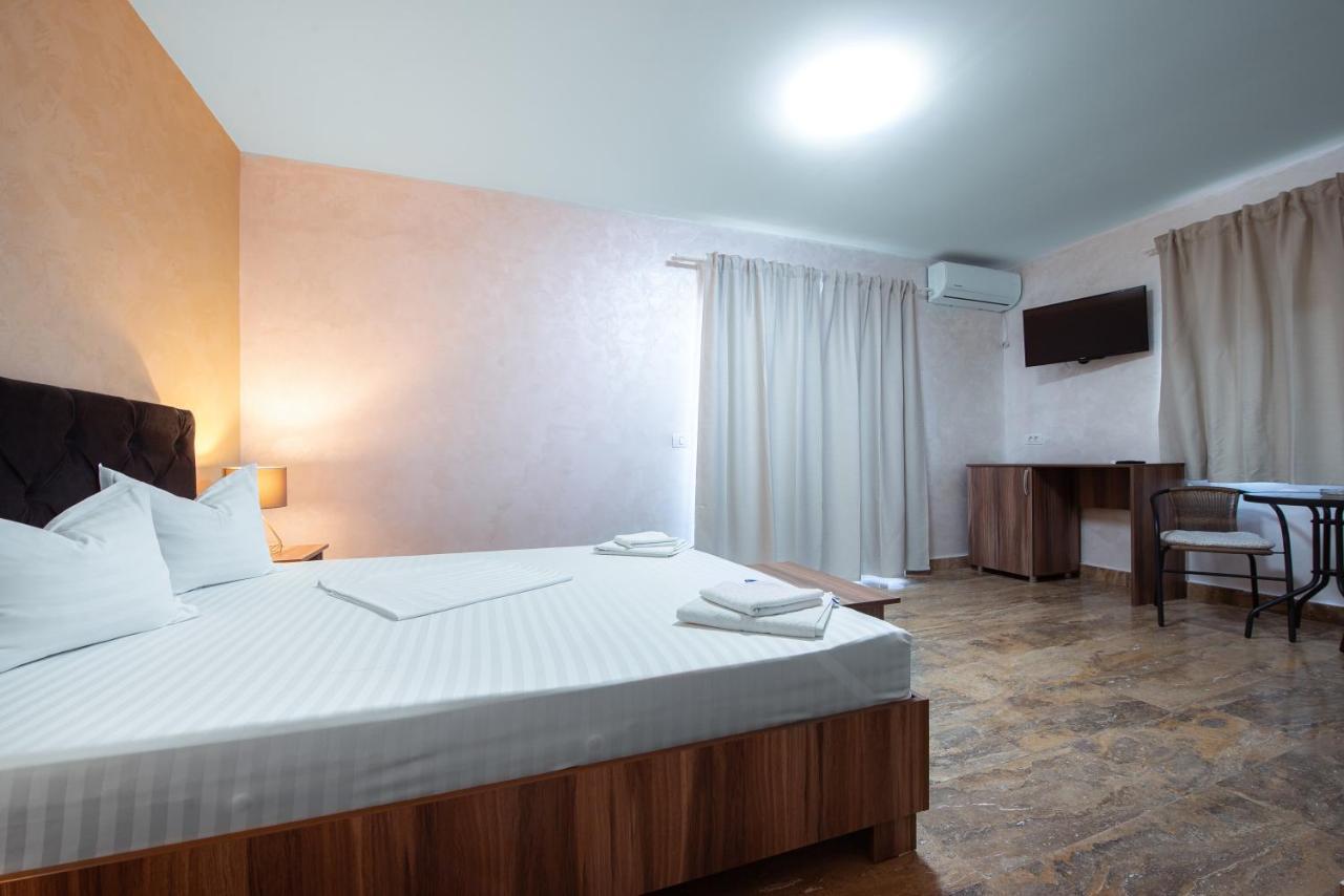 La Dudu Hotell Vama Veche Eksteriør bilde