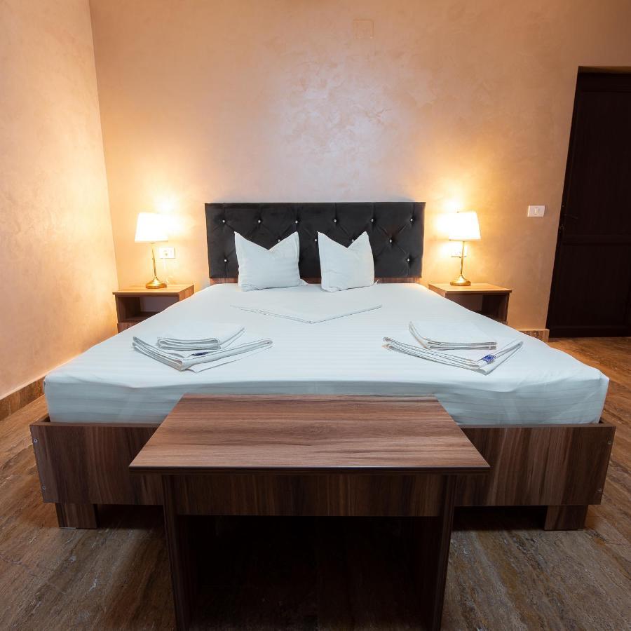 La Dudu Hotell Vama Veche Eksteriør bilde