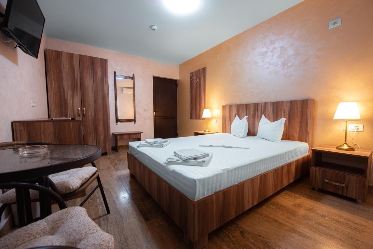 La Dudu Hotell Vama Veche Eksteriør bilde